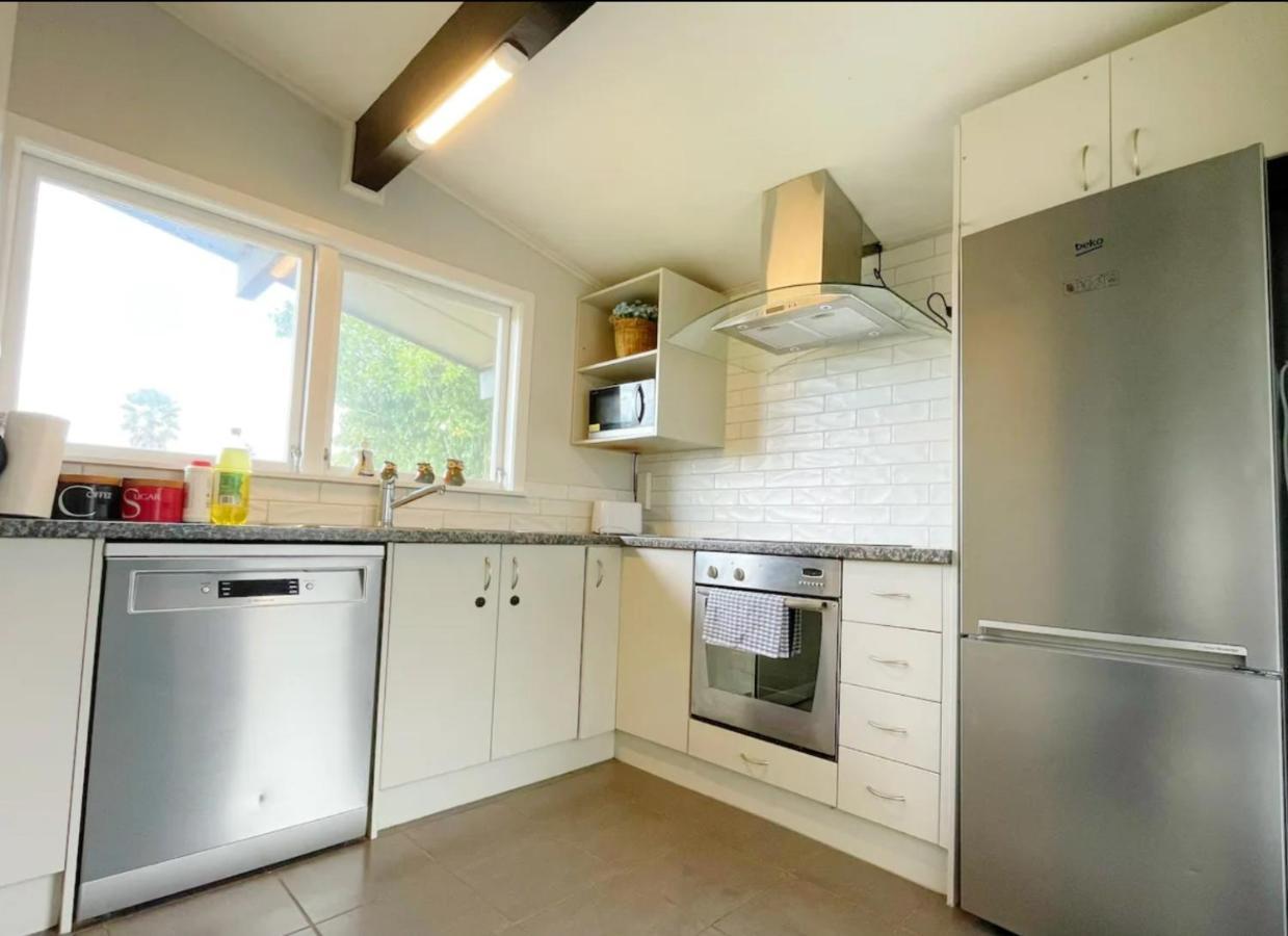 Holiday home 3 Bedroom Family House In Excellent Location *