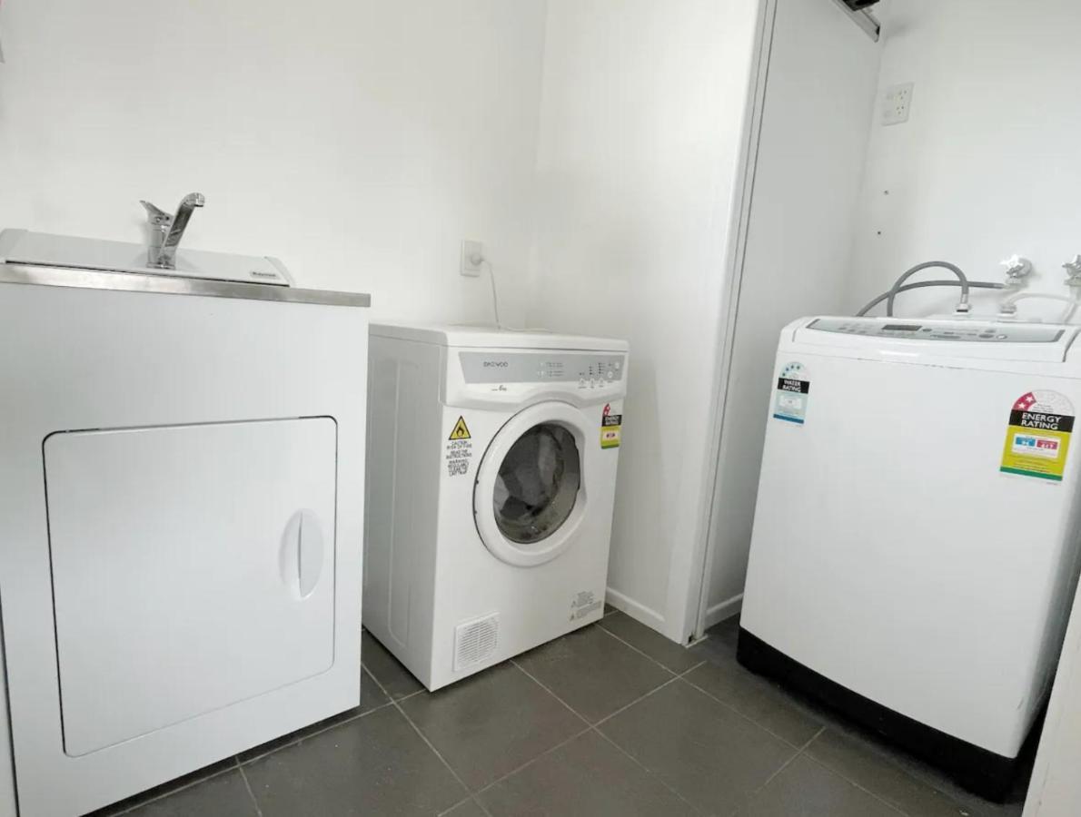 Holiday home 3 Bedroom Family House In Excellent Location Hamilton